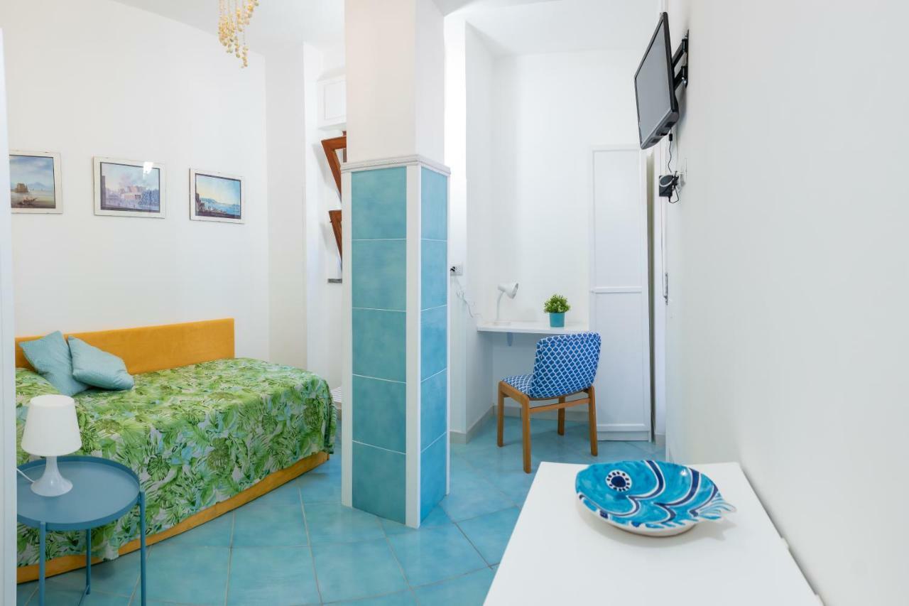La Casetta Linda - New 2 Bedroom Apt In Sorrento With Seaview Terrace Kültér fotó
